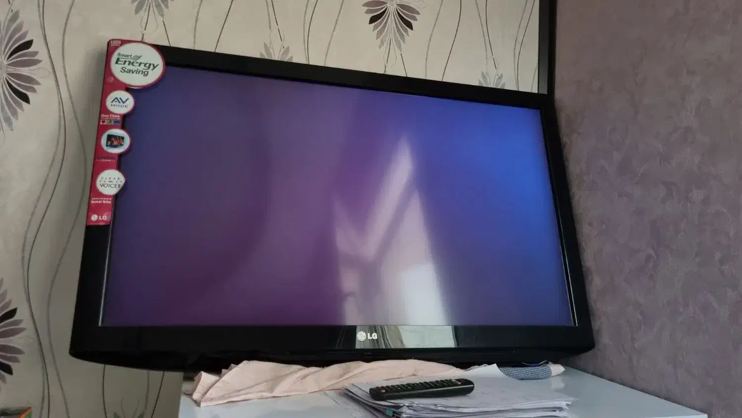 تلوزیون ال جی ۴۳ اینچ|تلویزیون و پروژکتور|فولادشهر, B8|دیوار