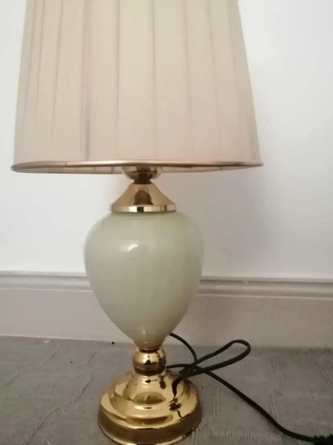 آباژور شیک وبزرگ|چراغ خواب و آباژور|بیرجند, |دیوار