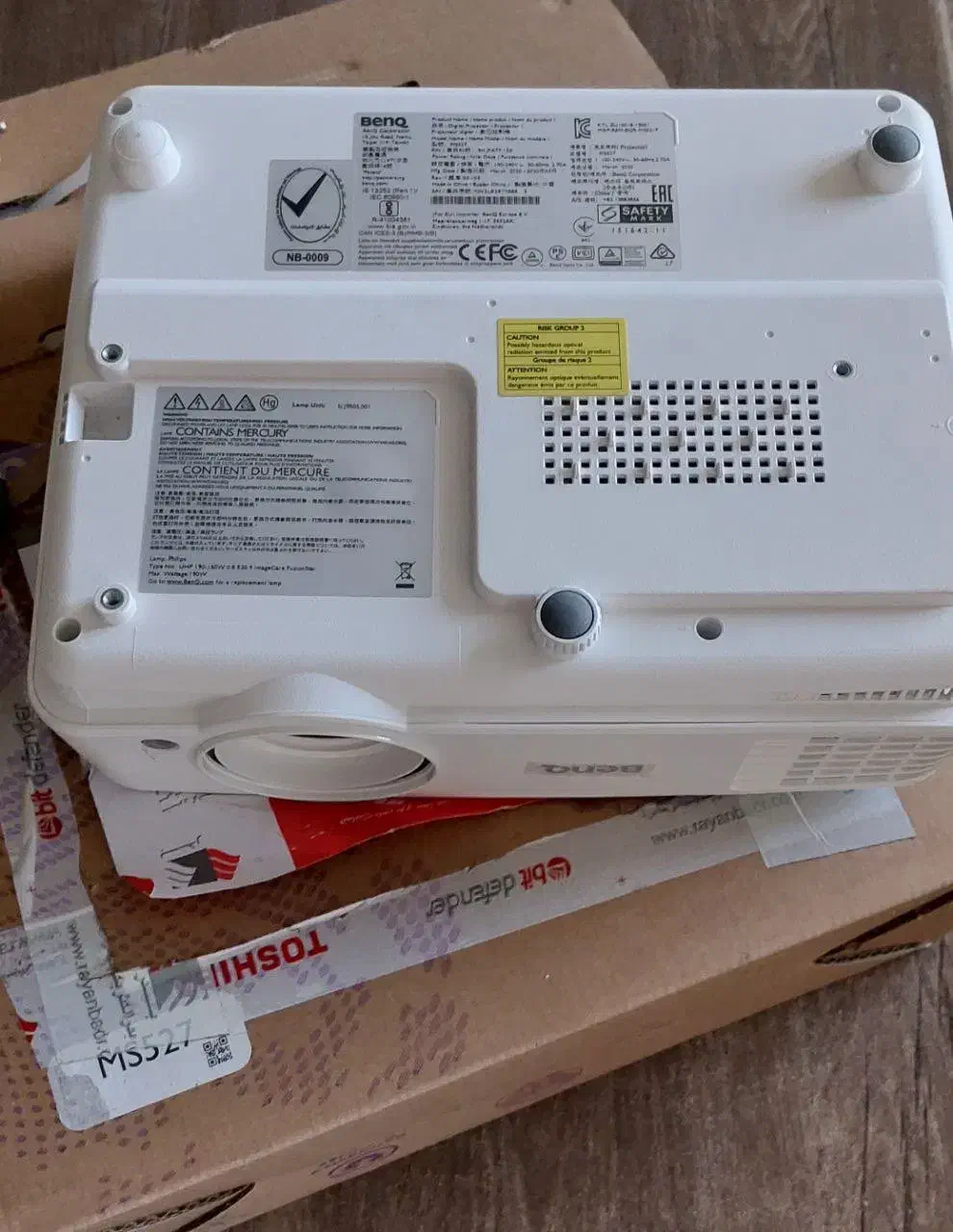 پروژکتور بنکیو ام اس ۵۲۷ در حد نو با جعبه و لوازم|تلویزیون و پروژکتور|ساری, |دیوار