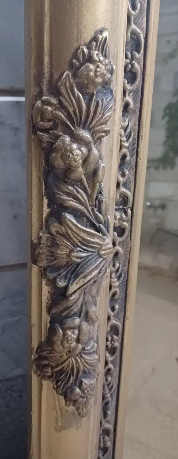 آینه تک|آینه|مشهد, هنرور|دیوار