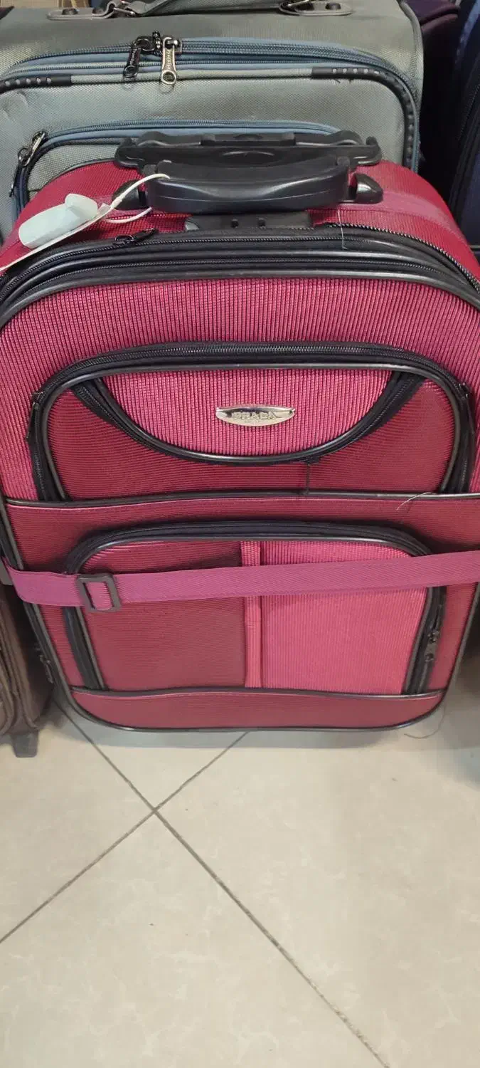 ساک مسافرتی|کیف، کفش، کمربند|همدان, |دیوار