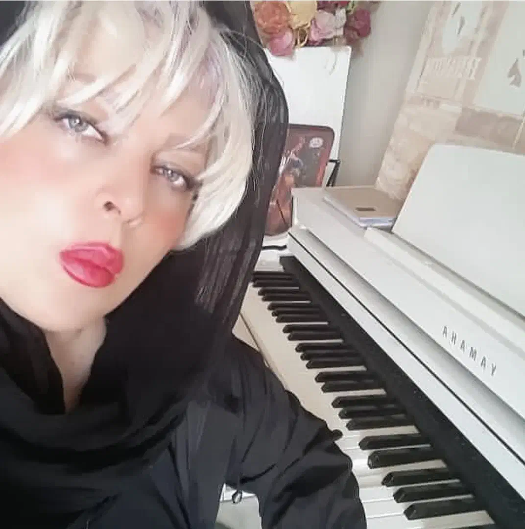 تعلیم پیانو سلفژ اواز استاد خانم از دانشگاه تهران|خدمات آموزشی|تهران, دروس|دیوار