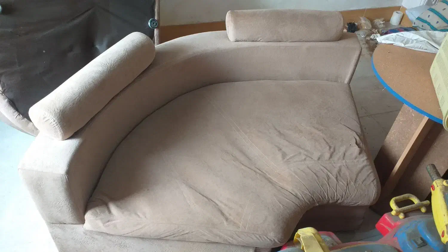 مبل راحتی|مبلمان خانگی و میز عسلی|رشت, جهاد|دیوار