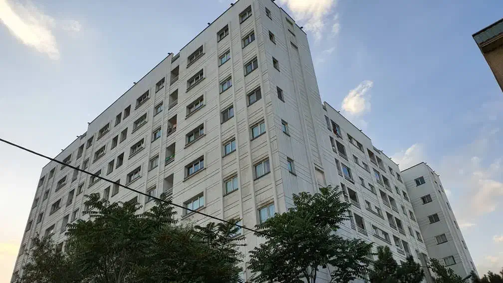 ۸۲متری لوکس در برج افرینش