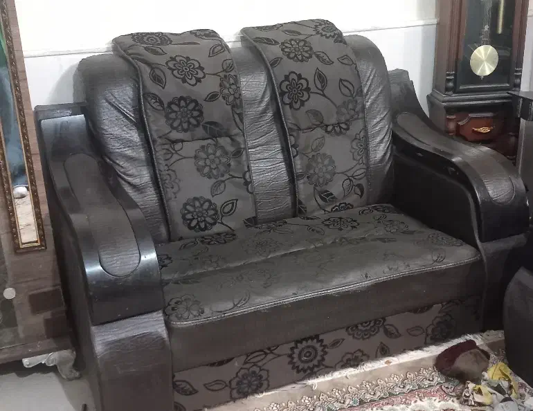 مبل راحتی ۷ نفره|مبلمان خانگی و میز عسلی|نیشابور, امام|دیوار