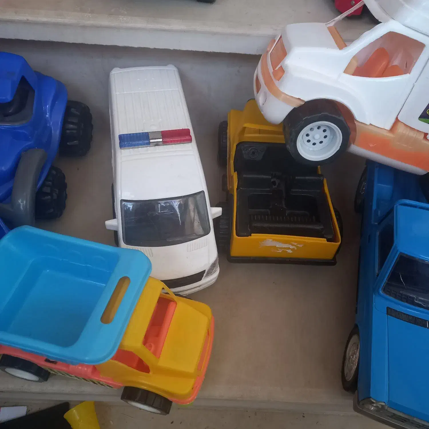 حراج وسایل بازی همه مدل از ۵۰تومن تا ۱۵۰تومن|اسباب‌‌بازی|ملایر, |دیوار