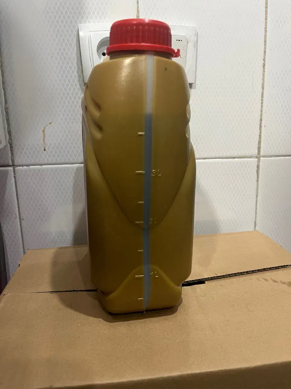 گالن ۴ لیتری|ظروف نگهدارنده، پلاستیکی، یکبارمصرف|تهران, جمهوری|دیوار