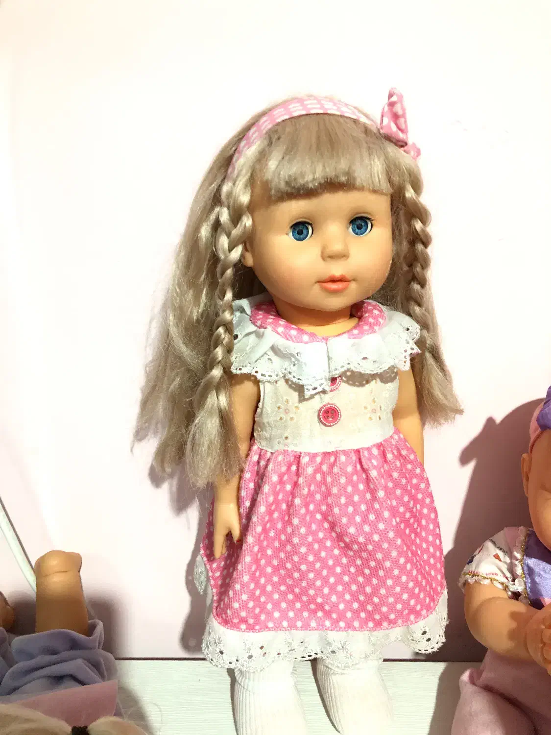 عروسک زیبا|اسباب‌بازی بچه|سبزوار, هویزه|دیوار