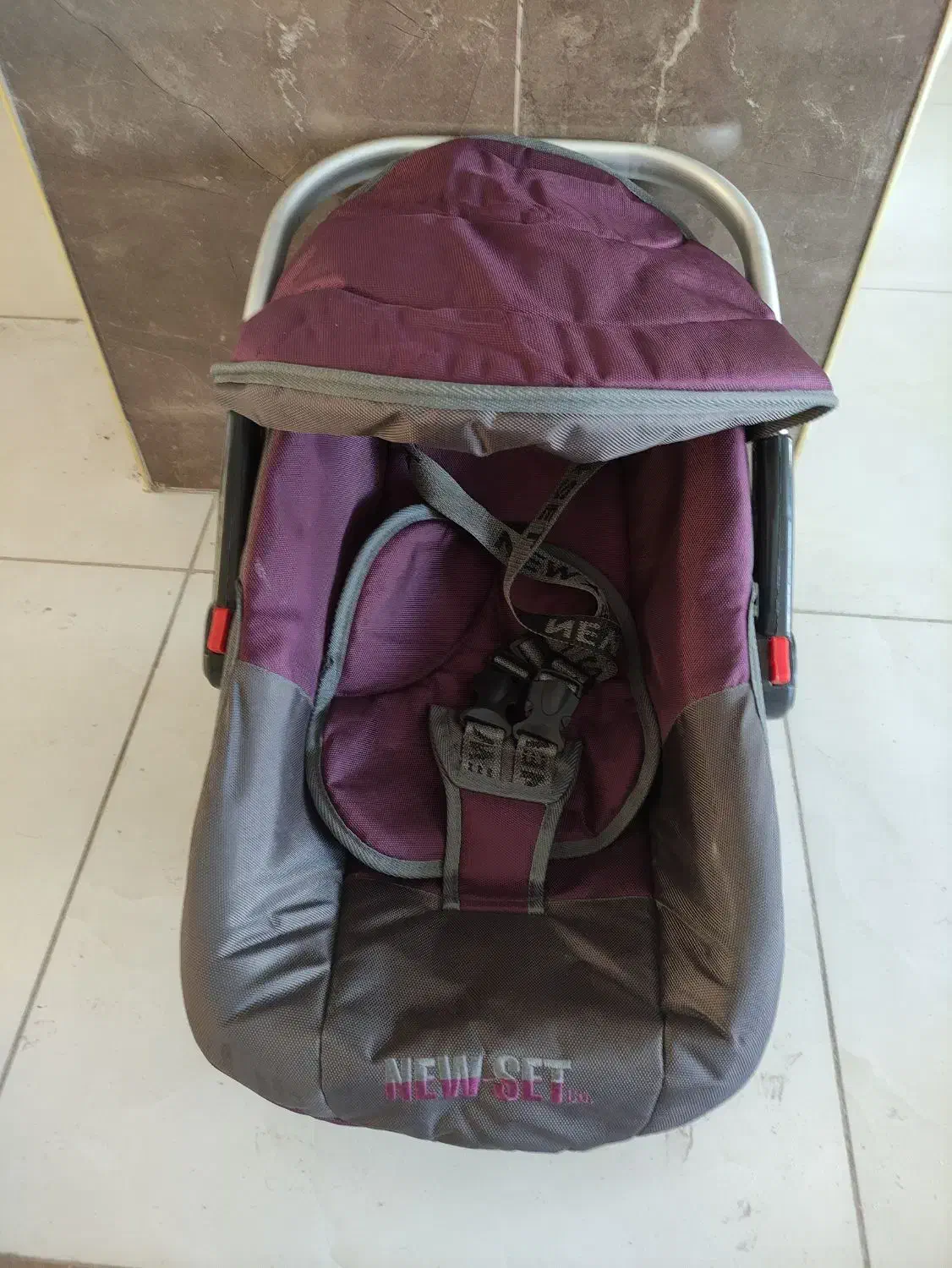 کریر نو|کالسکه و لوازم جانبی|تبریز, |دیوار