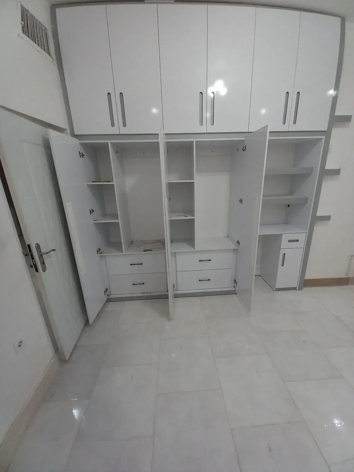 کابینت ودکوراسیونmdf|خدمات پیشه و مهارت|قائن, |دیوار