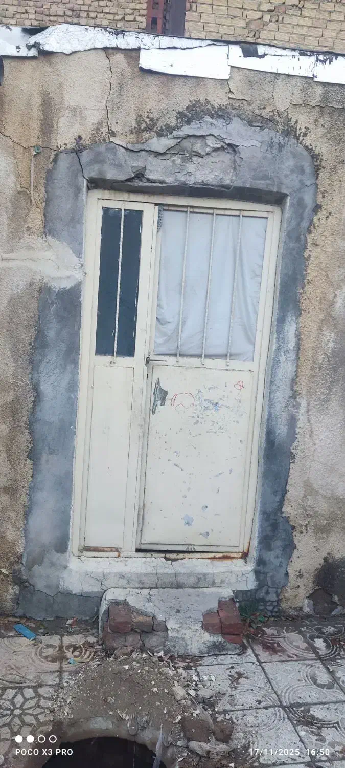 درب انباری سه عدد فلزی یک عدد درب حمام الومینیوم|مصالح و تجهیزات ساختمان|تبریز, |دیوار