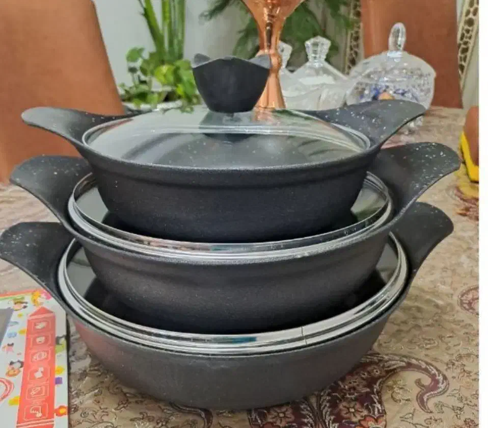 تابه نو|ظروف پخت‌وپز|خوی, |دیوار