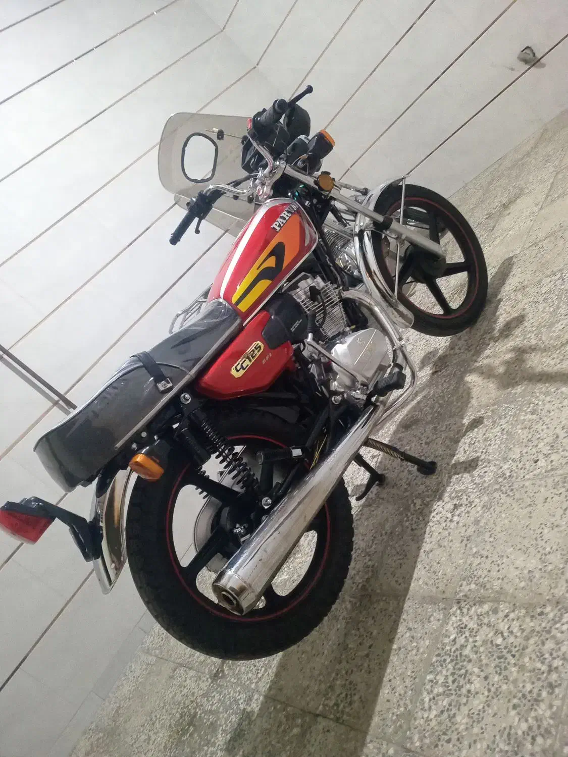 125پرواز|موتورسیکلت|شهرضا, |دیوار