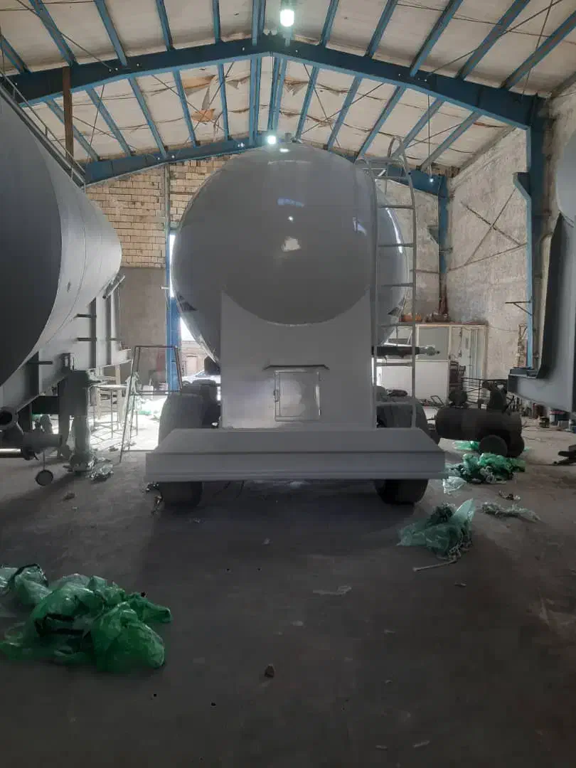 بونکر سه محور سه شیر|خودرو سنگین|شیراز, محمدیه|دیوار