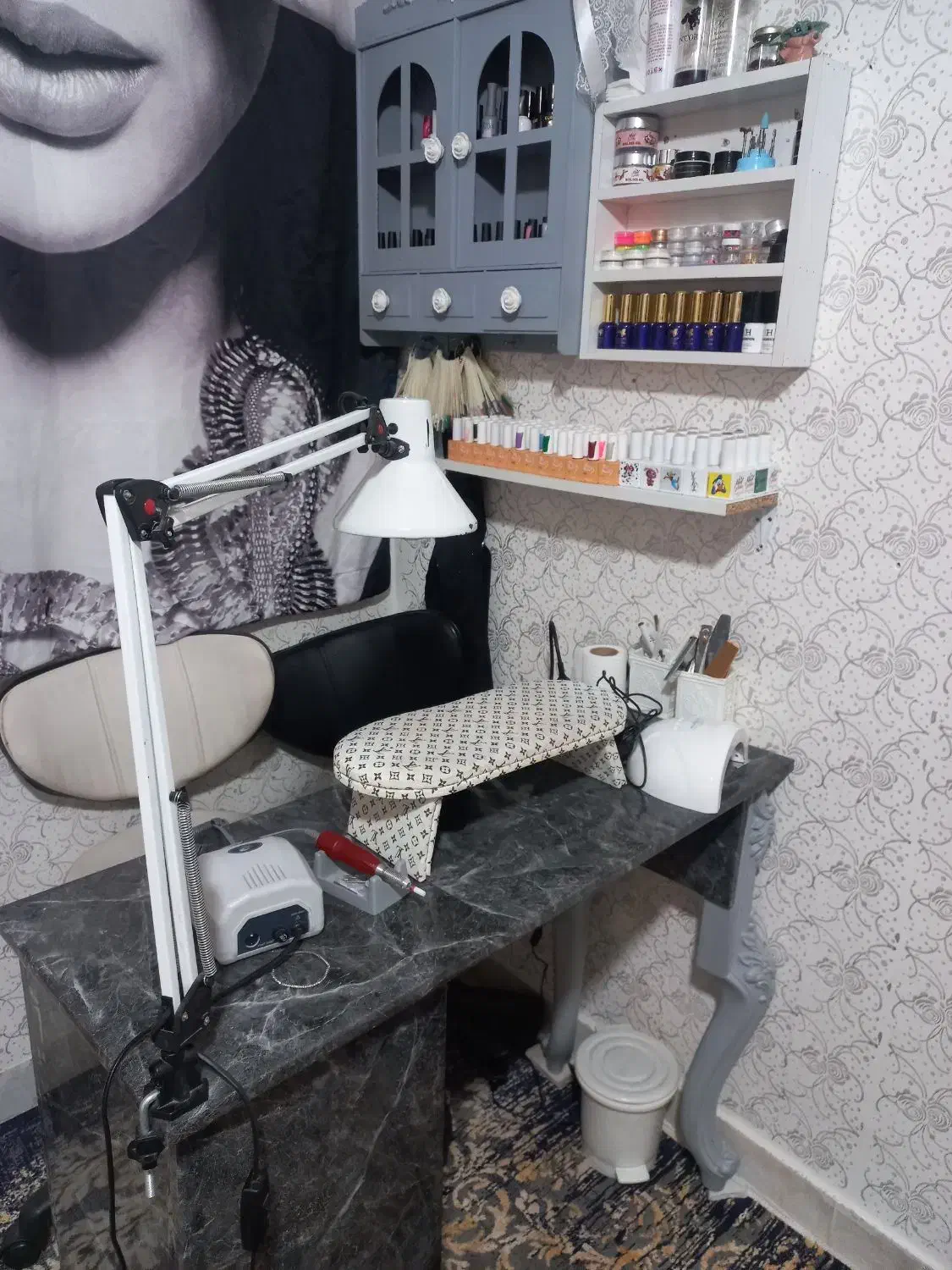 وسایل کاشت ناخن|آرایشگاه و سالن‌های زیبایی|قم, پردیسان|دیوار