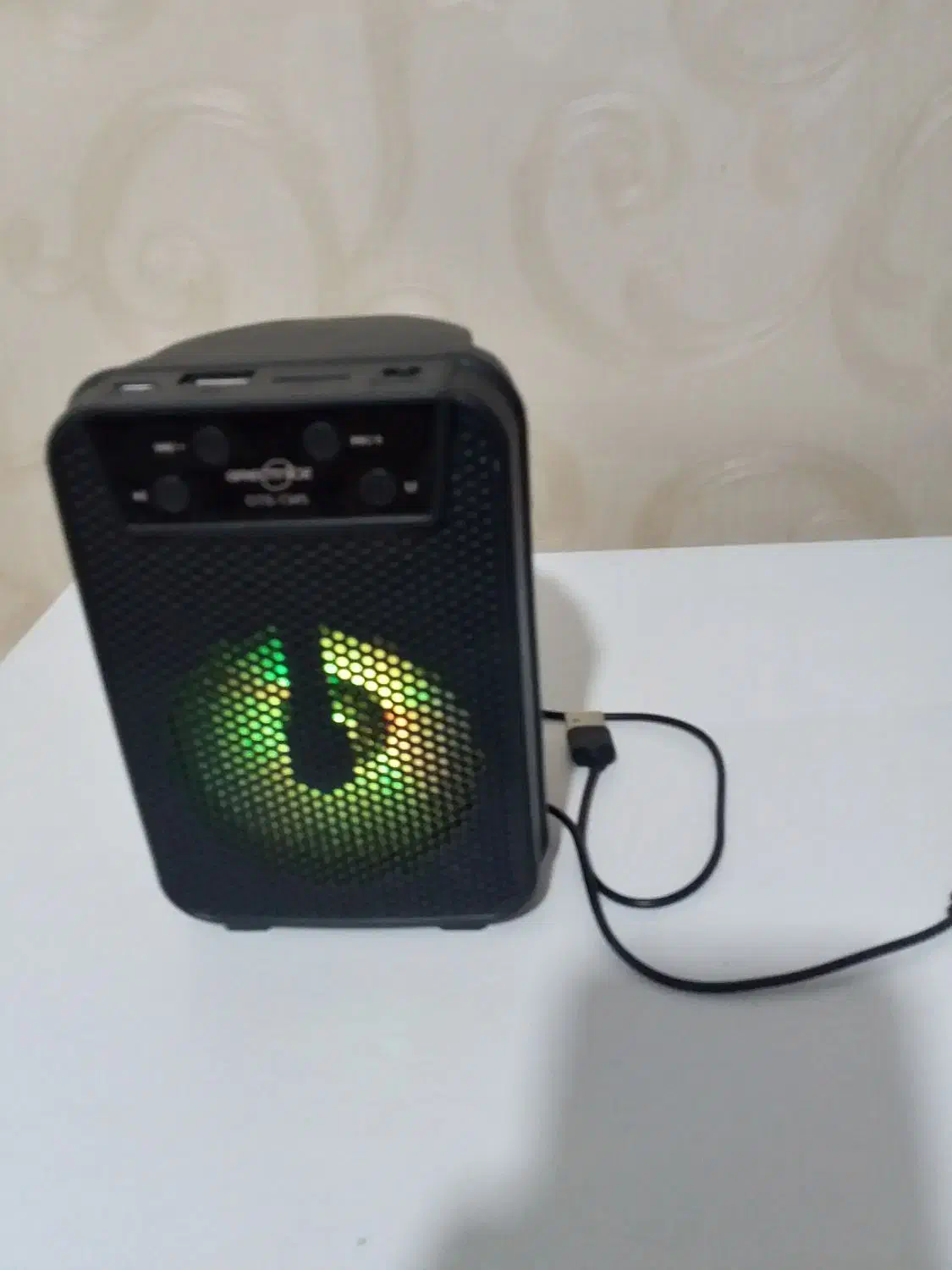 اسپیکر درحد نو|سیستم صوتی خانگی|رشت, پیرکلاچای|دیوار