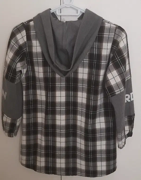 هودی چهارخانه دخترانه زیپ دار تمیز و سالم|لباس|پردیس, فاز ۴|دیوار