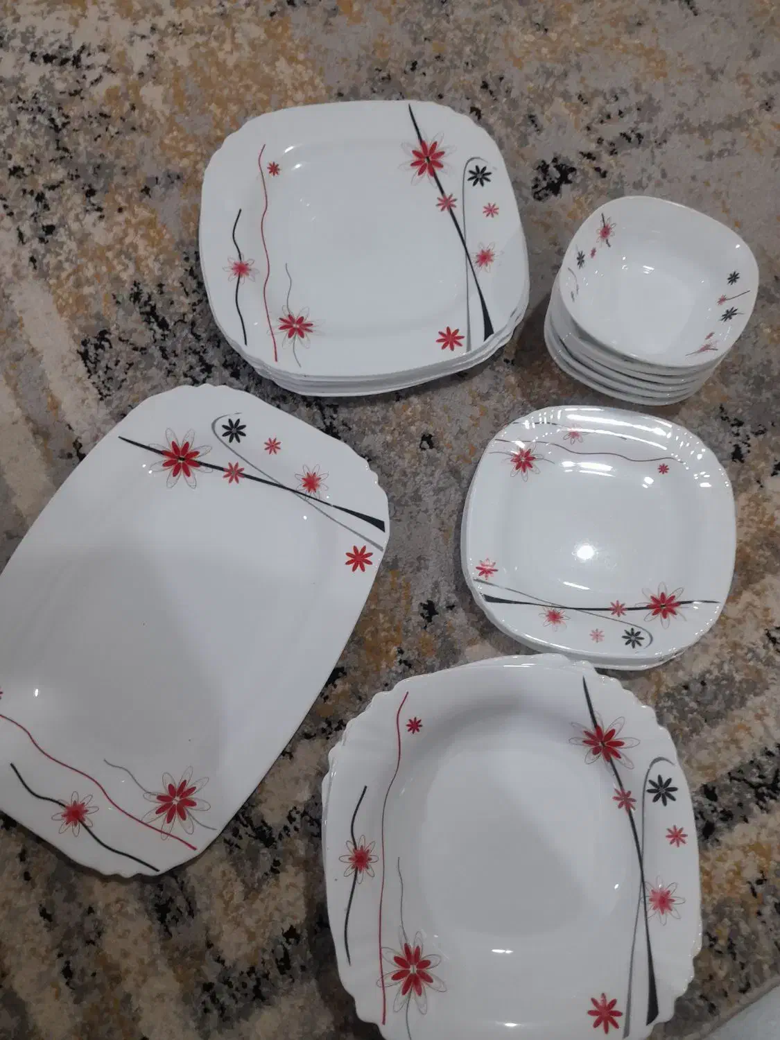 سرویس ۵ تیکه آرکوپال ساخت آلمان|ظروف سرو و پذیرایی|نوشهر, |دیوار