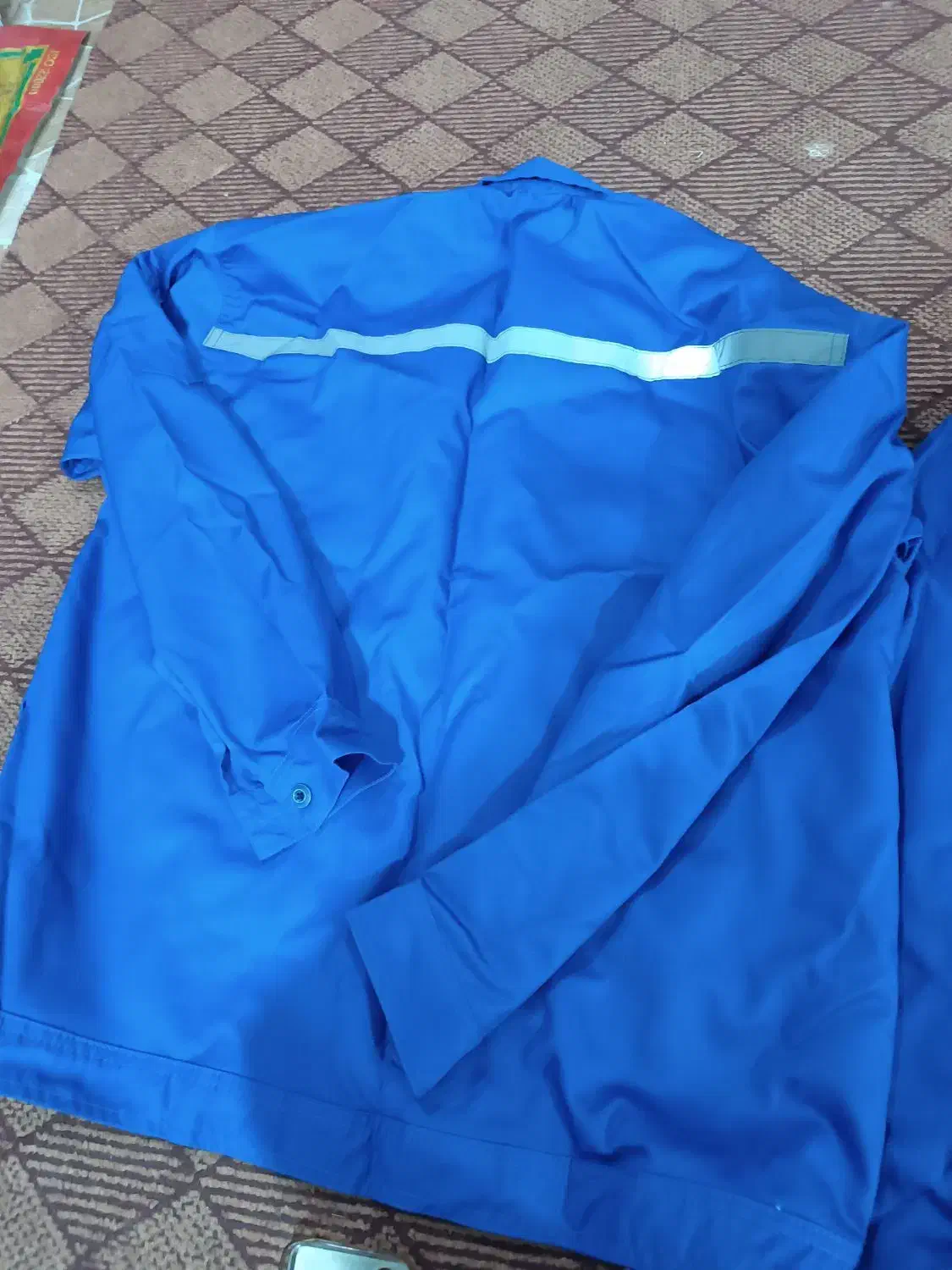 بادگیر|لباس|برازجان, |دیوار