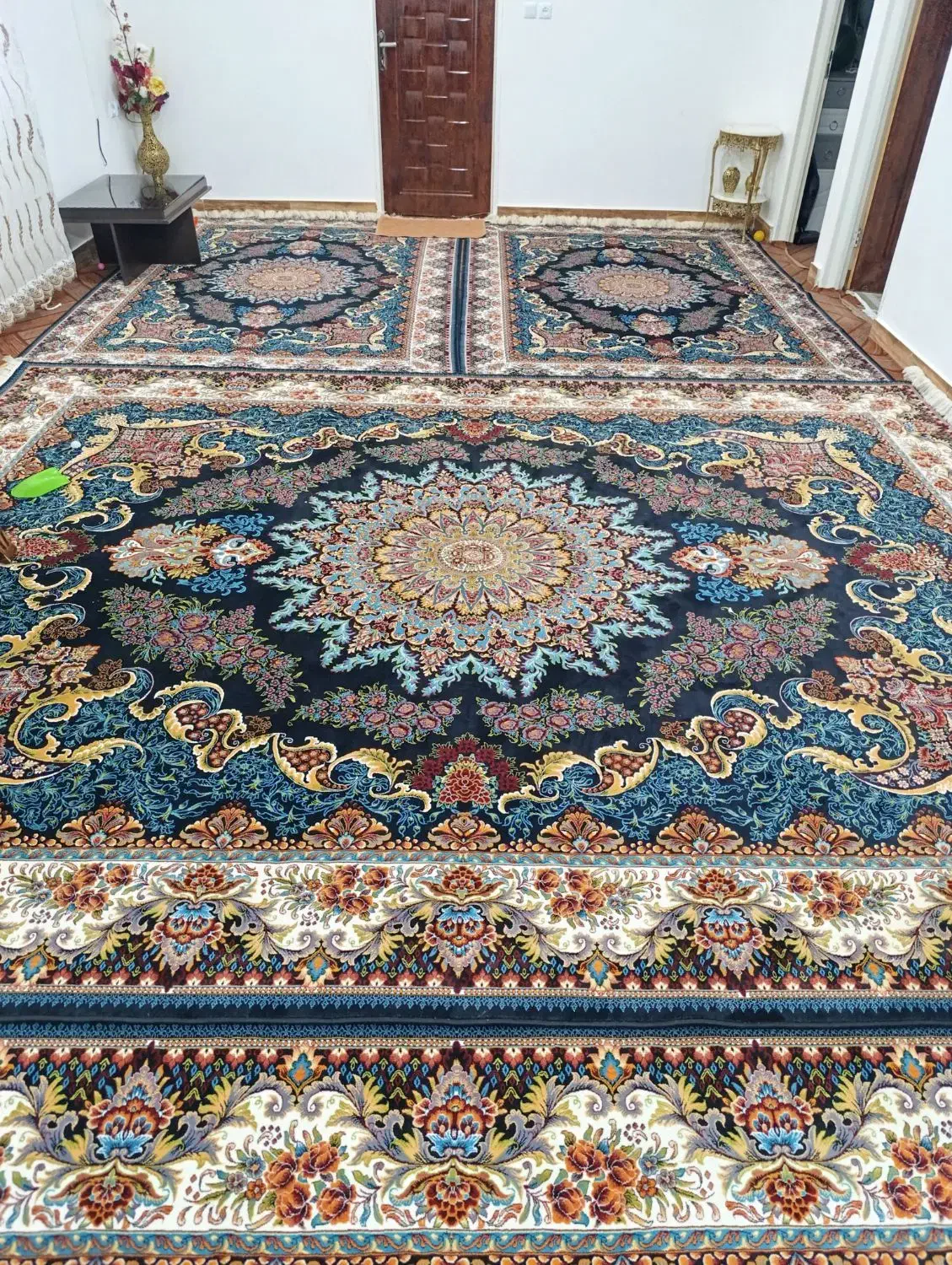 فرش 12متری|فرش|بروجرد, |دیوار