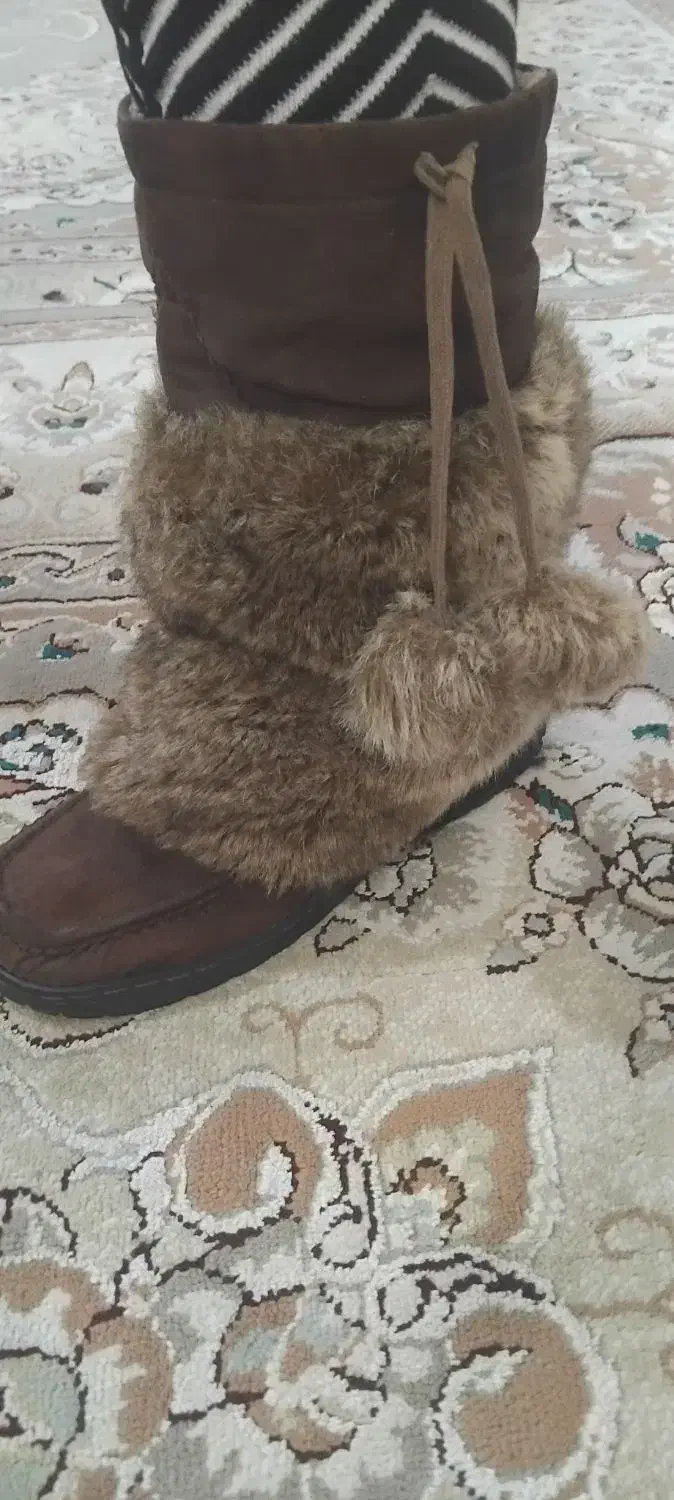 کاپشن چرم اصلی درجه یک کوتاه و پوتین خزدار|لباس|نیشابور, شهید بهشتی|دیوار