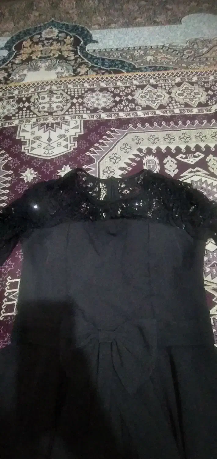 لباس های سالم|لباس|فردیس, منظریه|دیوار