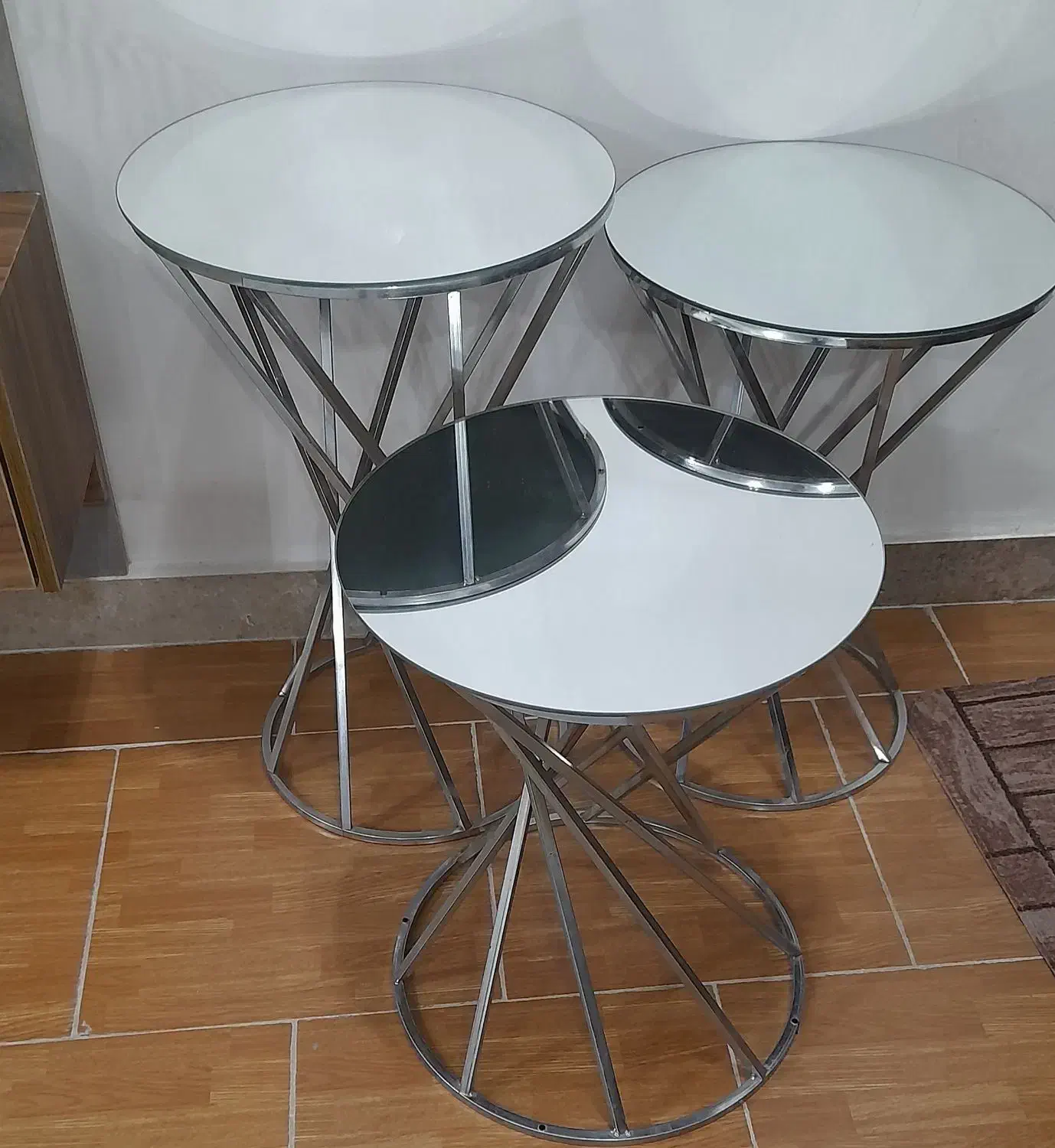 سه تیکه ی اینه ای یا میز عسلی اینه ای|مبلمان خانگی و میز عسلی|شفت, |دیوار