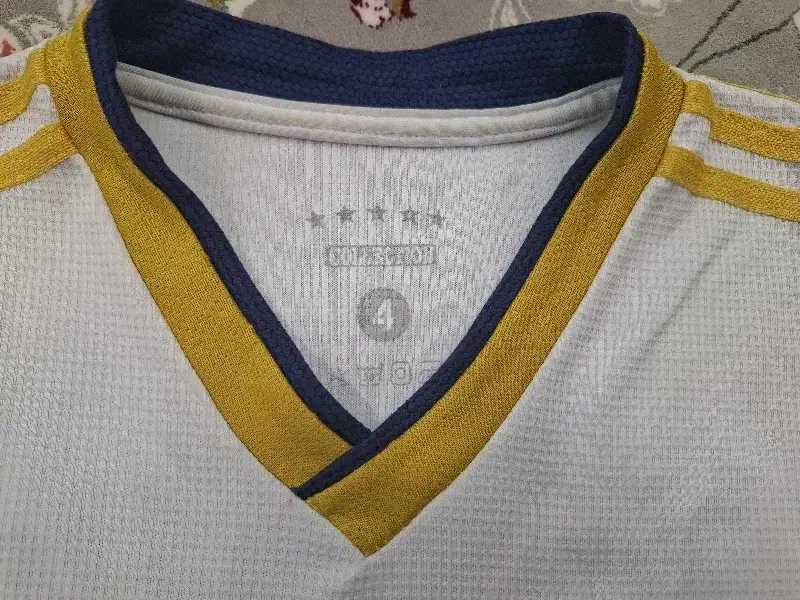 لباس فوتبالی|لباس|قم, شاه سید علی|دیوار