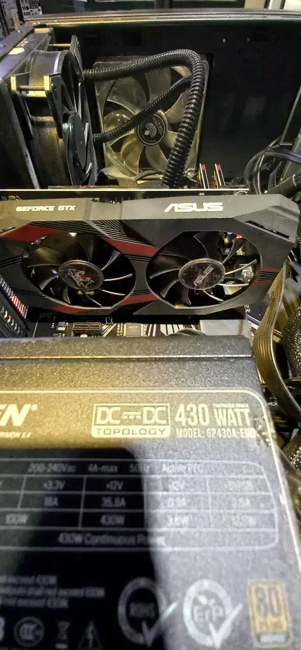 کیس گیمینگ حرفه ای|رایانه رومیزی|تهران, فلسطین (میدان انقلاب)|دیوار