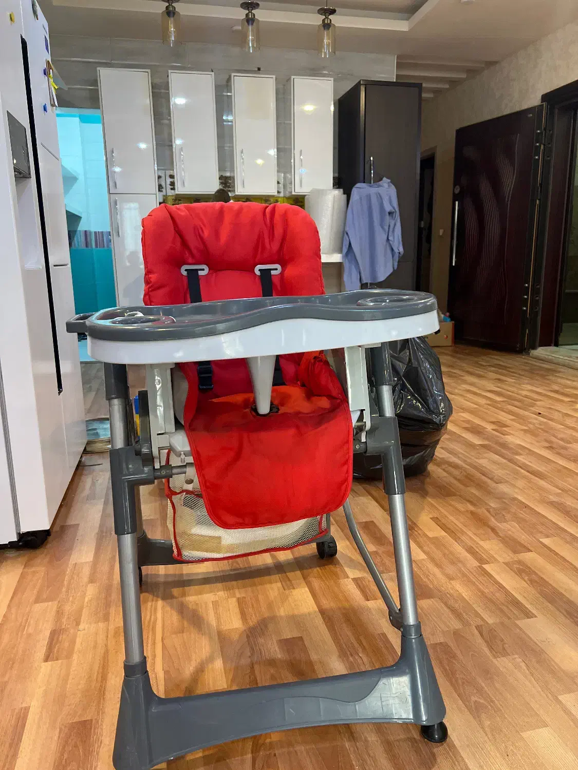 صندلی غذای کودک|تخت و صندلی بچه|آمل, |دیوار