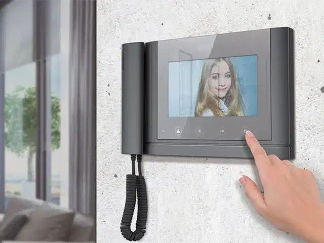 تعمیرات ونصب آیفون های صوتی وتصویری توسط مهندس برق|خدمات پیشه و مهارت|مهاجران, |دیوار