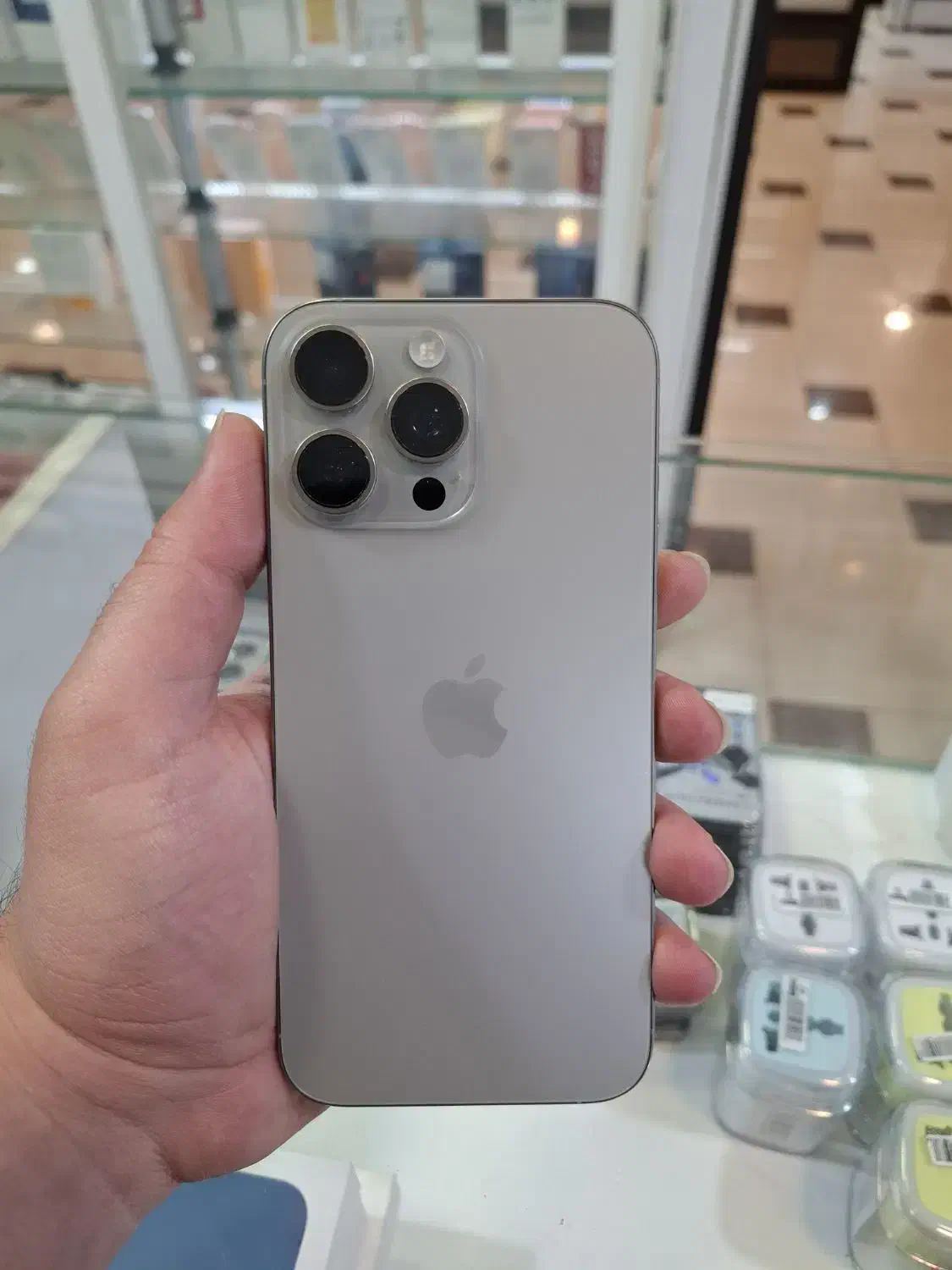 iphone 16 pro max 512 ZAA|موبایل|تهران, هفت حوض|دیوار