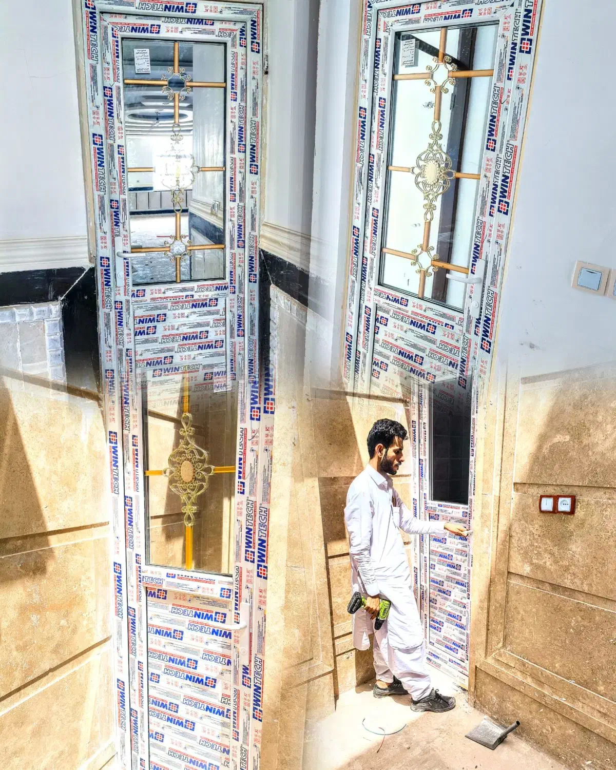 شرکت تولیدی صنعتی درب و پنجره دوجداره وستاوین|خدمات پیشه و مهارت|ایرانشهر, |دیوار