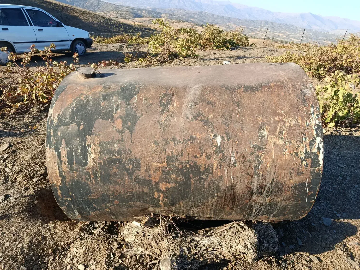 تانکی نفت|مصالح و تجهیزات ساختمان|بانه, |دیوار