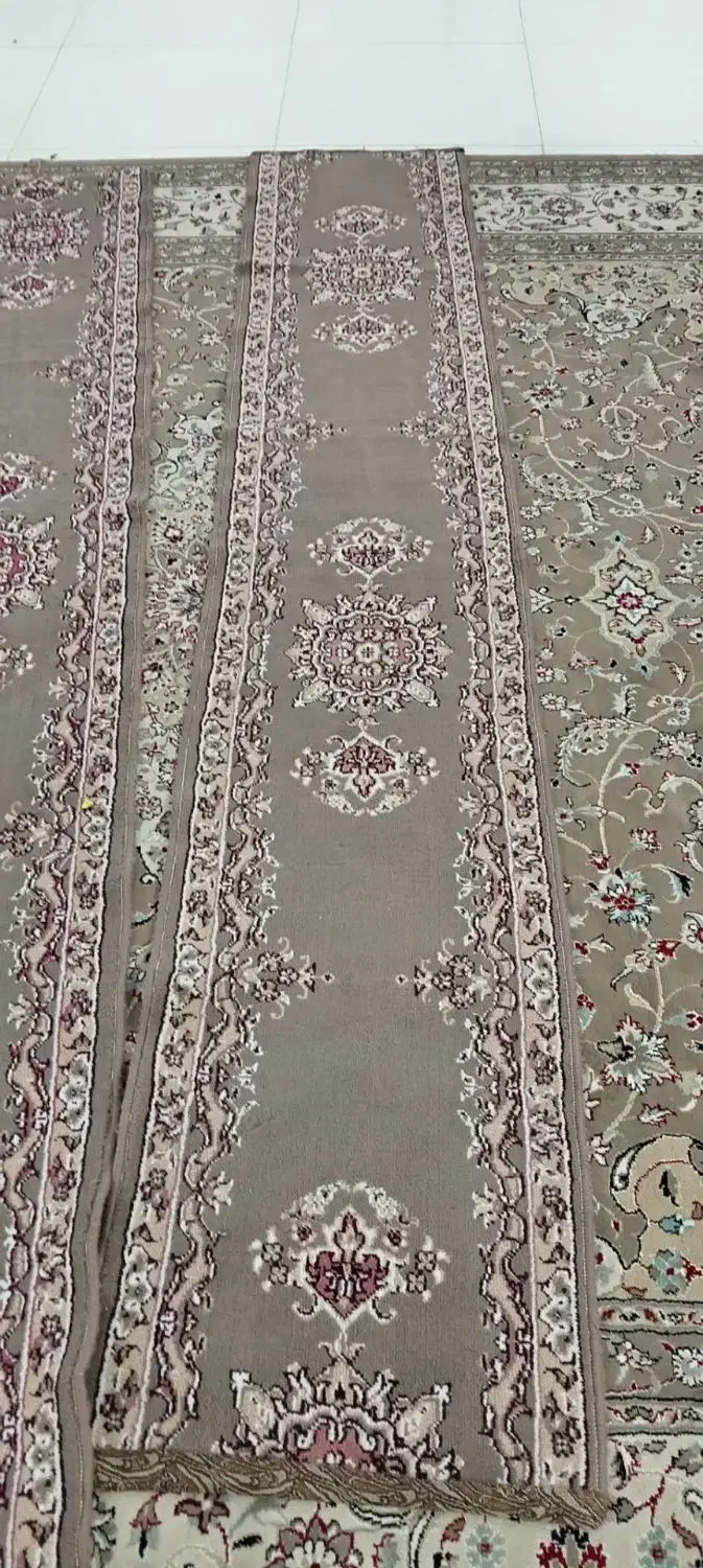 کناره قالی|فرش|تربت‌حیدریه, ده پائین|دیوار