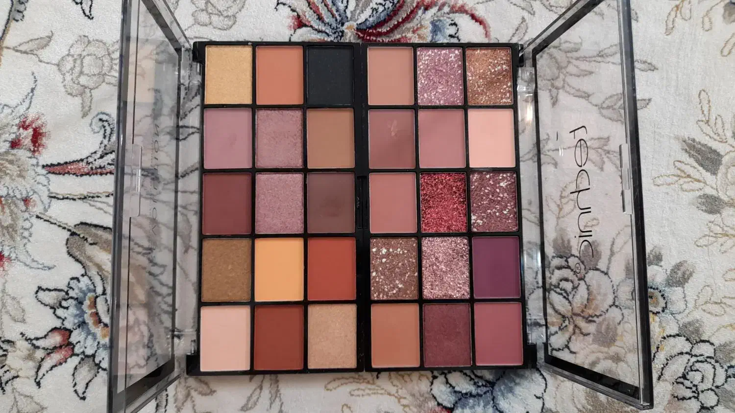 پالت سایه چشم|آرایشی، بهداشتی، درمانی|بابلسر, |دیوار