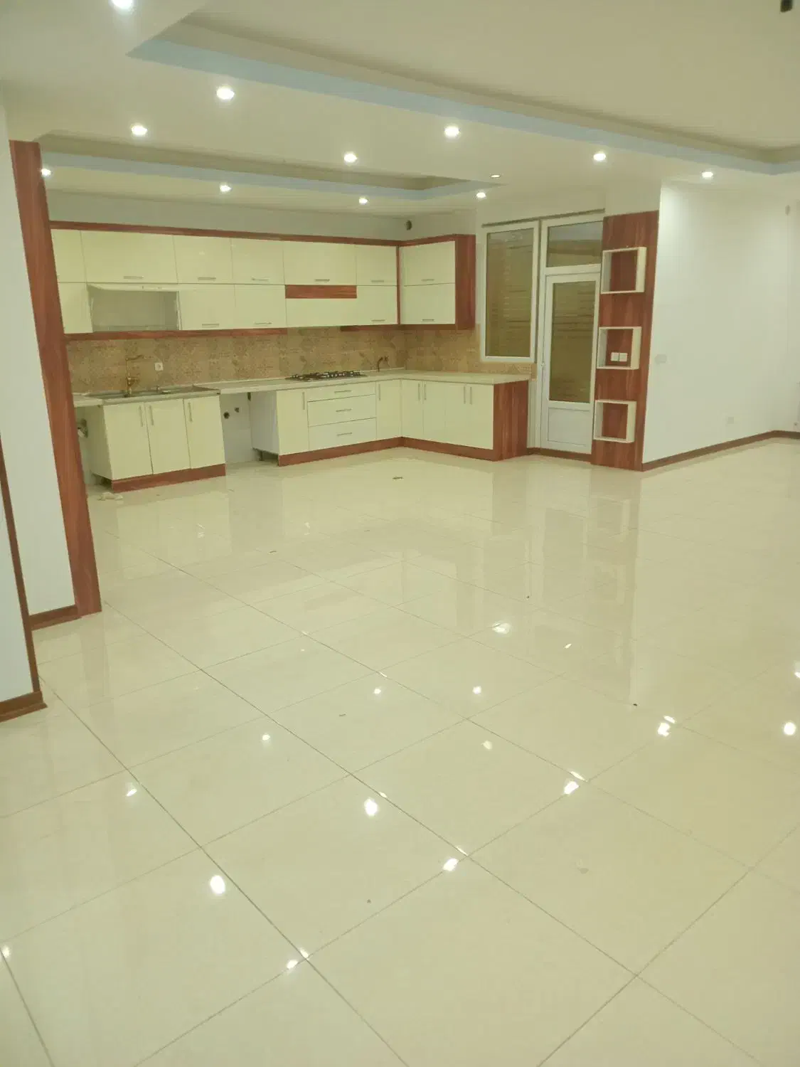 آپارتمان 190 متر ، شهرک واریان|فروش آپارتمان|مشکین‌دشت, |دیوار