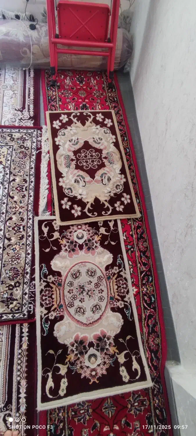 کناره و فرش دم دری|فرش|گلبهار, شهر جدید گلبهار|دیوار