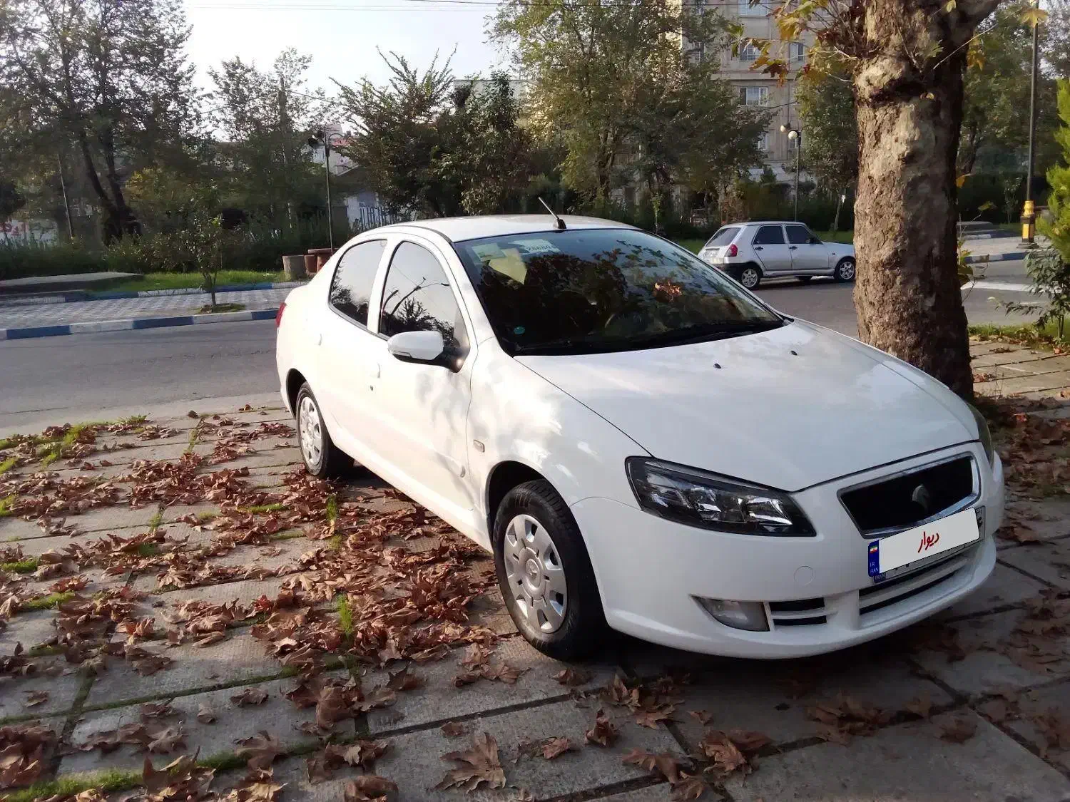 راناپلاس+مدل 1400|خودرو سواری و وانت|رشت, عینک|دیوار