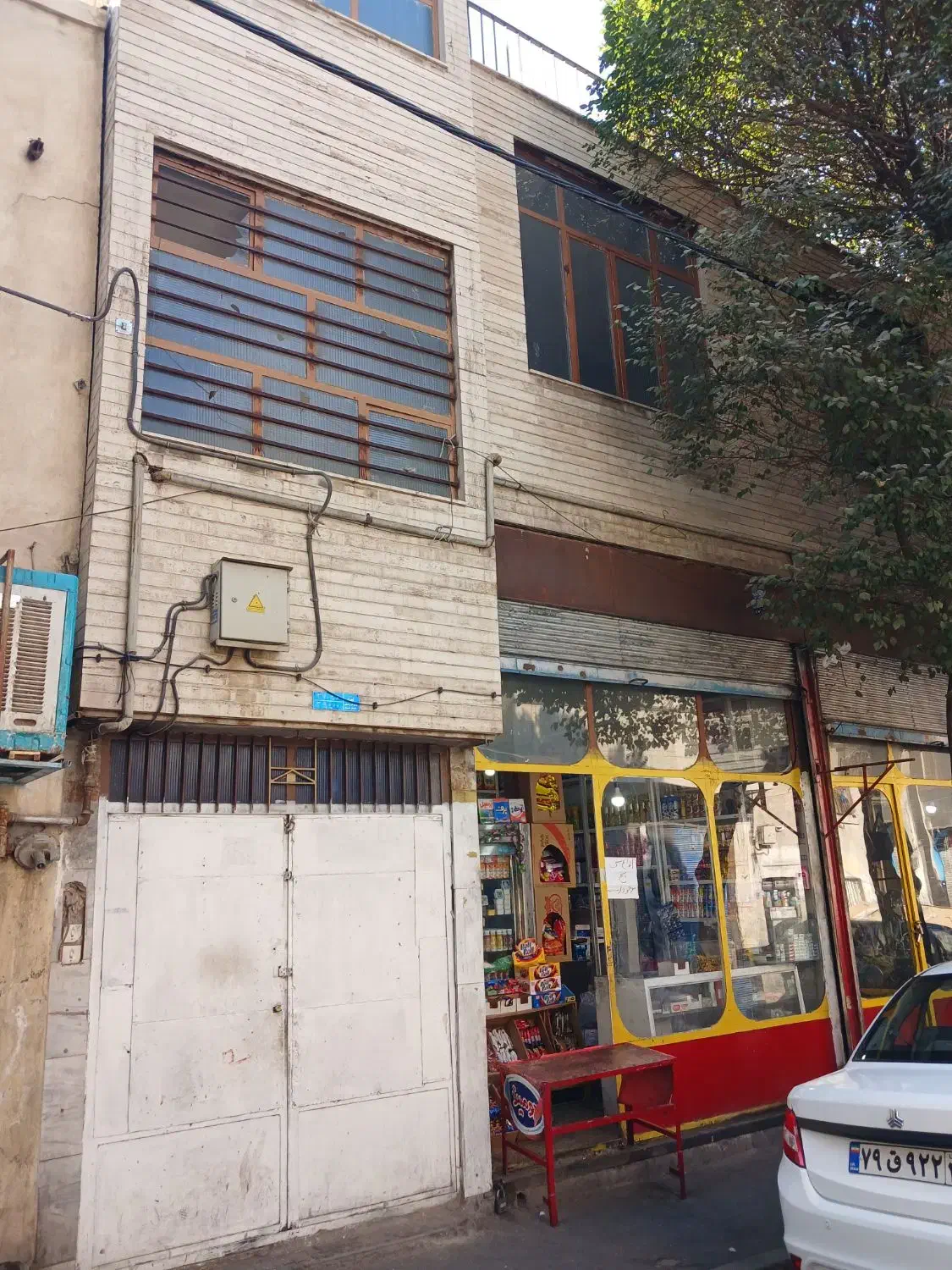 ملک ۱۰۰ متری دوطبقه ،با ۲ باب مغازه در شوش|فروش خانه و ویلا|تهران, مظاهری|دیوار