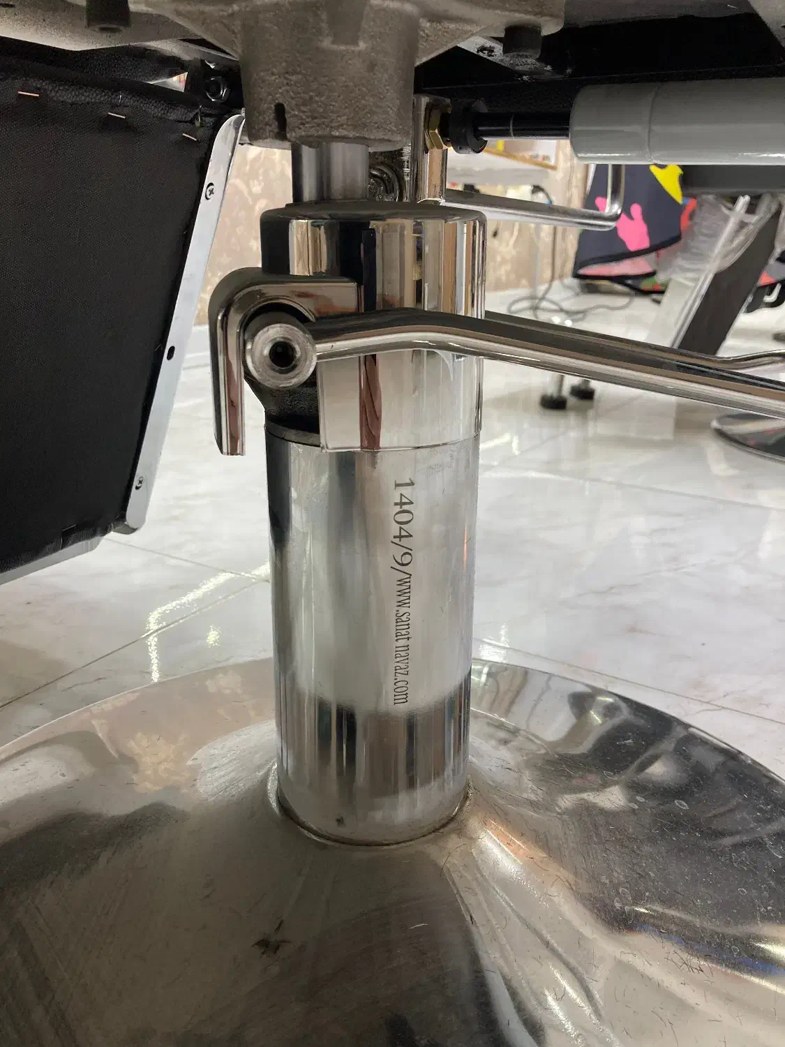 صندلی آرایشگاه|صندلی و نیمکت|خرم‌آباد, |دیوار