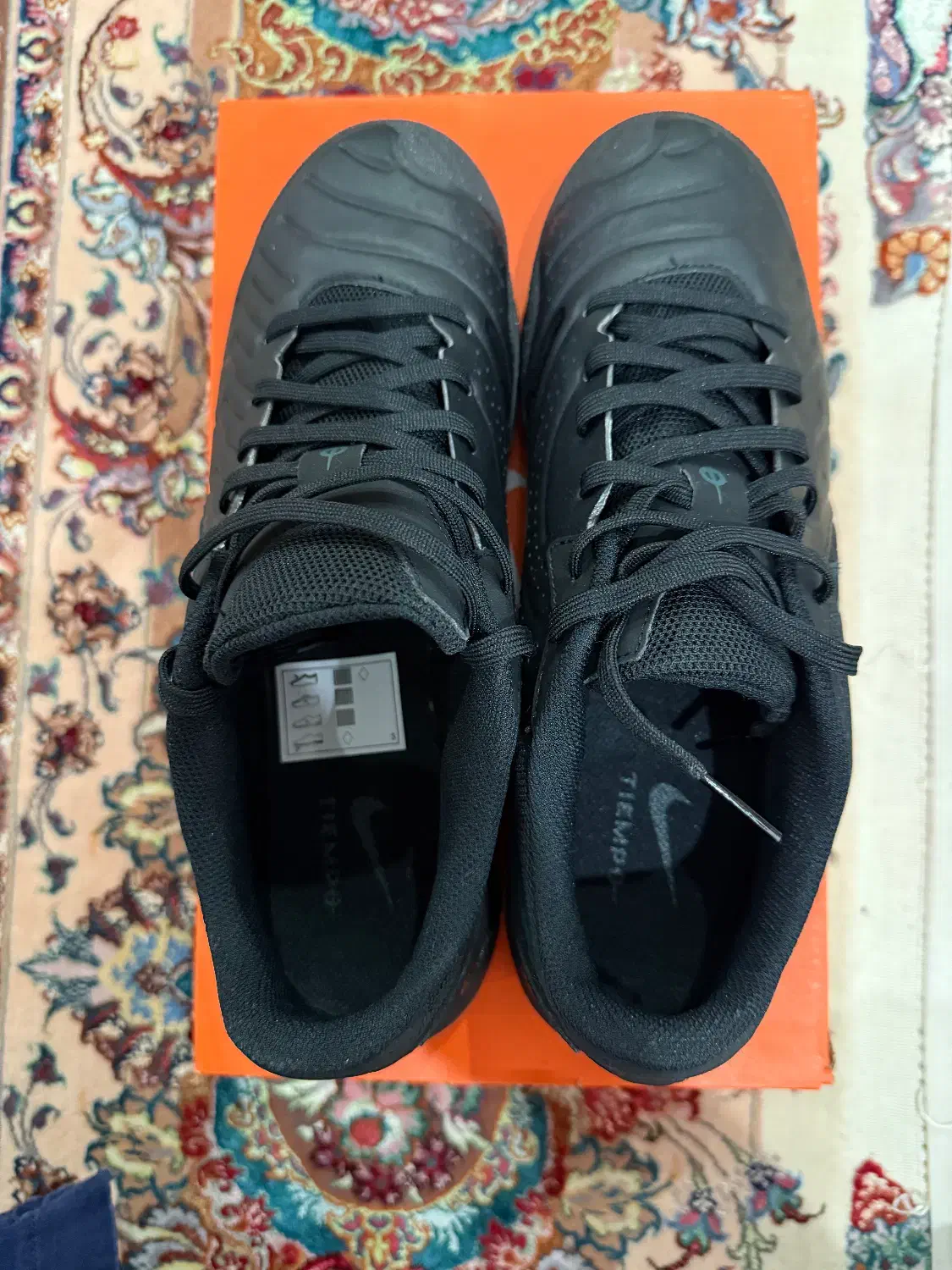 کفش فوتسال nike legend 10 academy سایز ۴۱|کیف، کفش، کمربند|تهران, پونک|دیوار