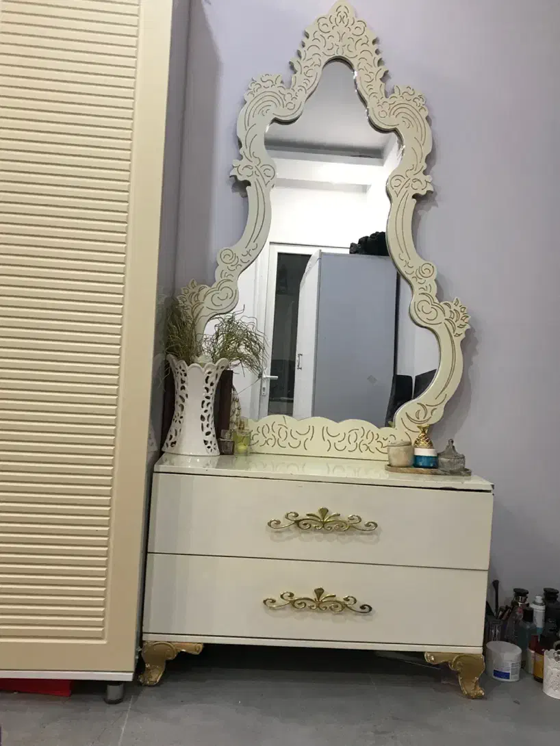 تخت دو نفره|تخت و سرویس خواب|سبزوار, عظیمیان|دیوار