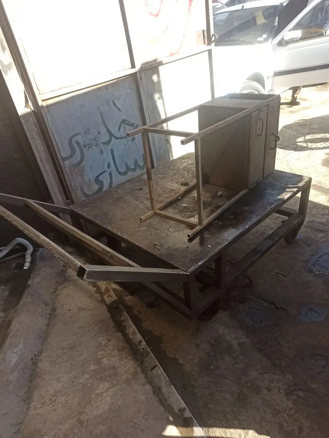 میز کار|ابزارآلات|مریوان, |دیوار