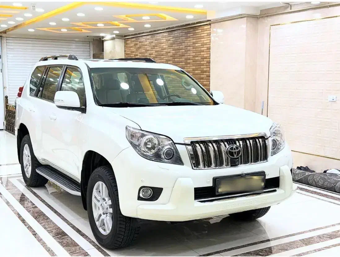 پرادو ۲۰۱۱|خودرو سواری و وانت|تهران, الهیه|دیوار