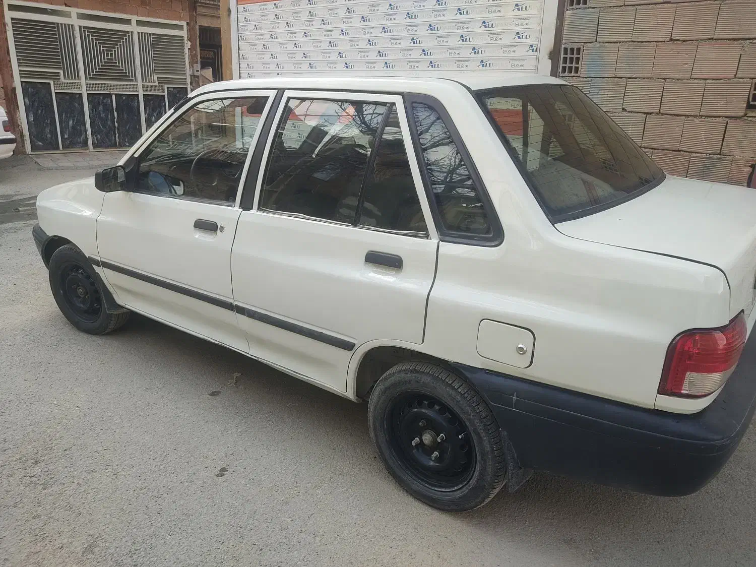 پراید مدل83|خودرو سواری و وانت|مریوان, |دیوار