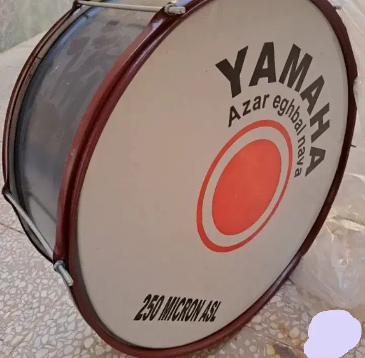 طبل سالم|درام و پرکاشن|شاهین دژ, |دیوار