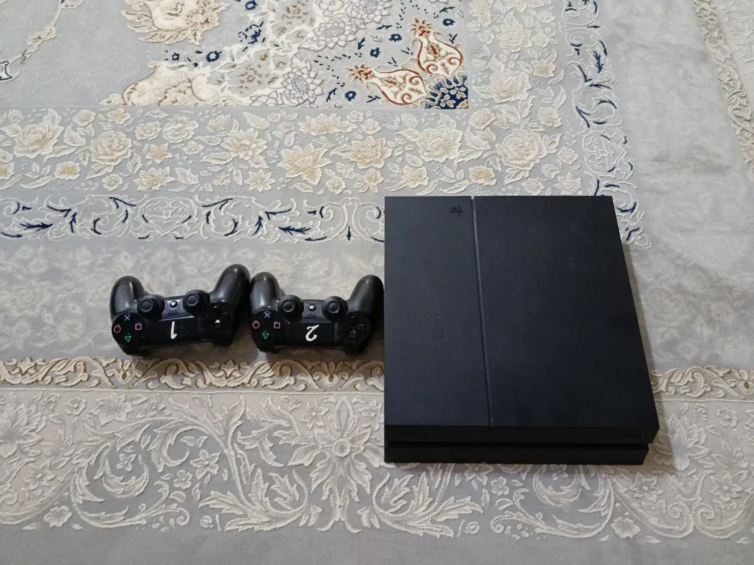 فروش یک دستگاه ps4|کنسول، بازی ویدئویی و آنلاین|نجف‌آباد, گلدشت|دیوار