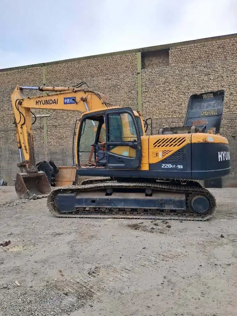 بیل 220 خط 9 هیوندا|خودرو سنگین|ابریشم, |دیوار