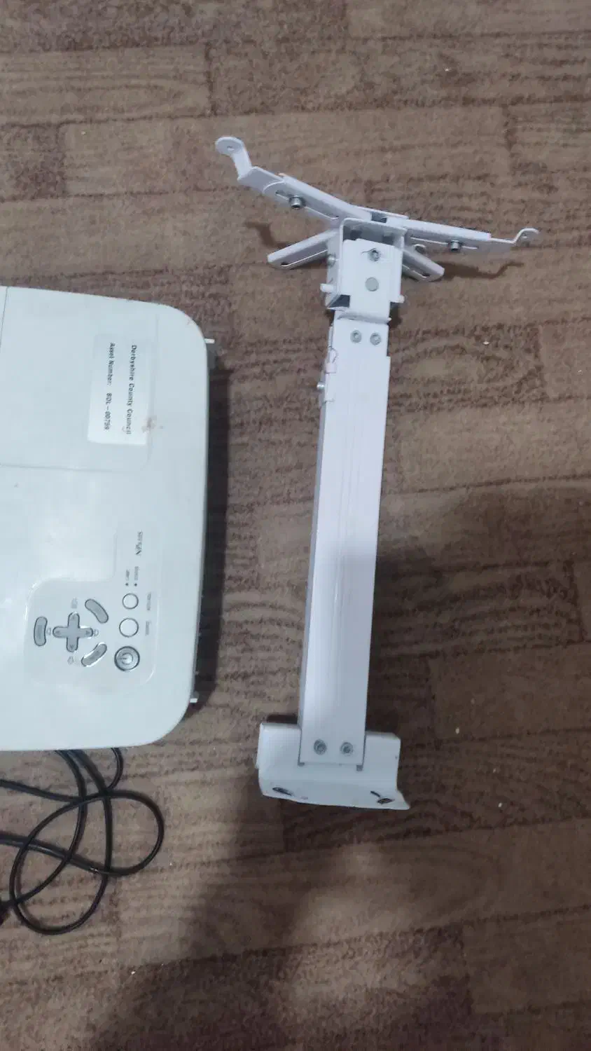 ویدیو پروژکتور|تلویزیون و پروژکتور|یزد, |دیوار